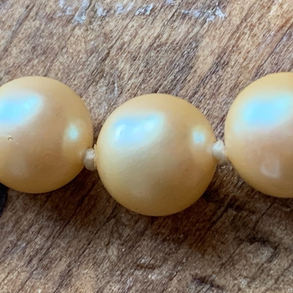 Vintage Estate Peach Faux Pearl Collar Choker Necklace Box Clasp Bridal Wedding - Picture 6 of 8